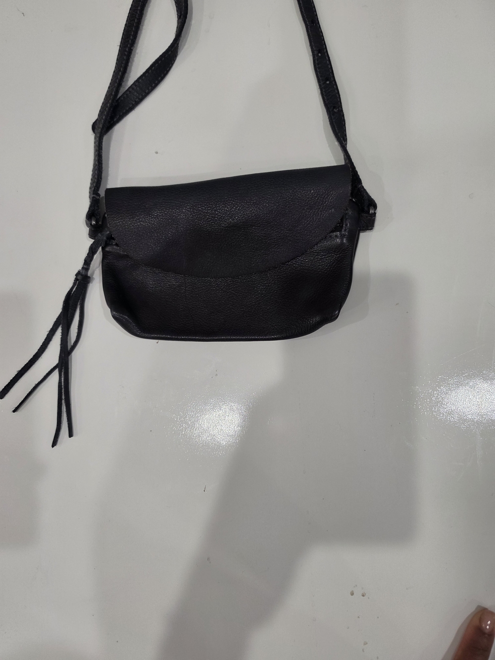 Free People We The Free Rider Black Leather Crossbody Bag Tassel NWOT - Picture 6 of 9